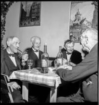 Bellac. Four old men Alsatian [Men sitting at table. Bellac, France]