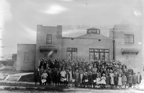 An early gathering at the Friends Church 1912-02-22