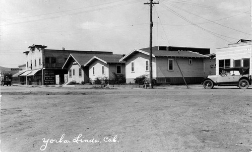 Looking North on Olinda Street