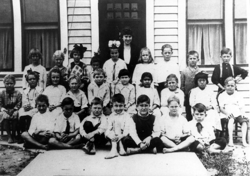 1st grade Yorba Linda Grammar School 1919-20