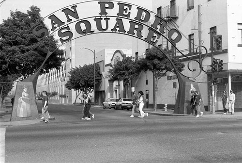 People participating in the 1986 y-Walk