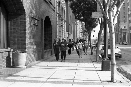 People participating in the 1986 y-Walk