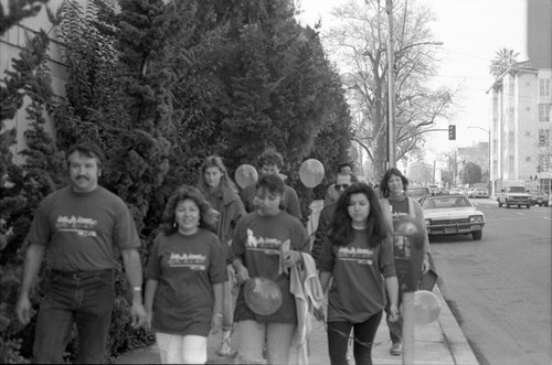 People participating in the 1986 y-Walk