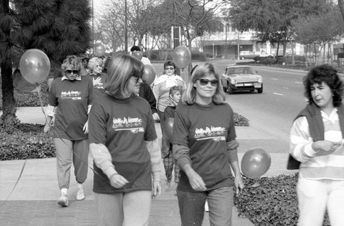 People participating in the 1986 y-Walk