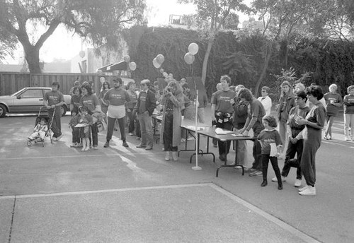 People participating in the 1986 y-Walk