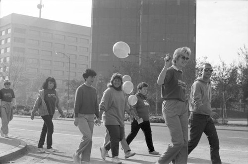 People participating in the 1986 y-Walk