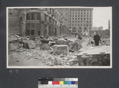 New Montgomery St., S.F. Safes from ruins. Contents totally destroyed. [Palace Hotel, left.]