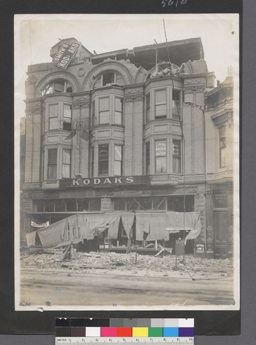 13th Street. [Smith's Kodaks, Oakland.]