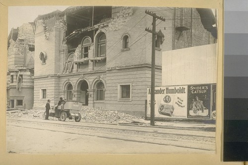 [Earthquake damage to brick buildings.]