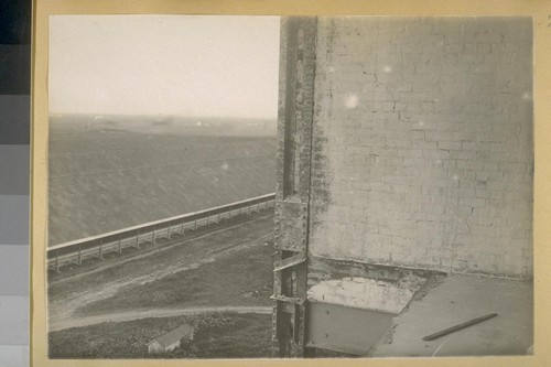 [Damage to Spreckels Sugar Mill, Salinas Valley.]