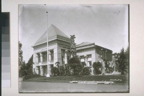 Museum in Golden Gate Park