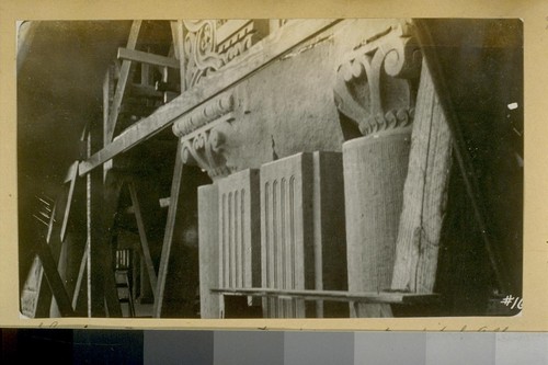 Showing extent of movement and damage to capital. All columns and pier stones were badly cracked and chipped on corners. [Stanford University.]