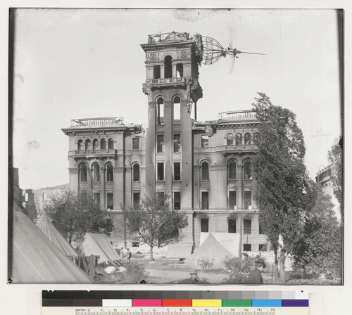 [Ruins of Hall of Justice. From Portsmouth Square.]