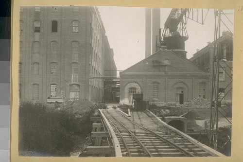 [Damage to Spreckels Sugar Mill, Salinas Valley.]