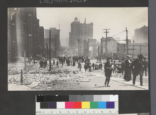 California Street.[Merchants' Exchange Building, center.]