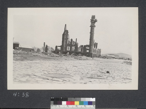 [Ruins of unidentified building.]