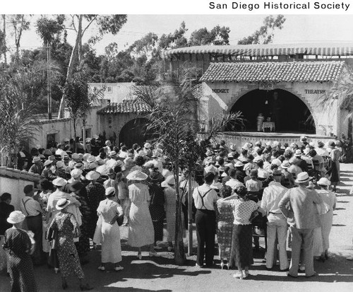 An audience watching a performance at the Midget Theater during the 1935 Exposition