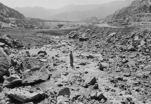 River diversion at Shasta Dam site