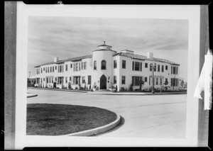 Boshes Apartment House, 4201 7th Avenue (southwest corner of 7th Avenue and West 42nd Street), Los Angeles, CA, 1930