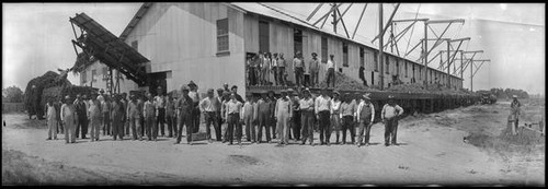 Group portrait of employees at plant for the California Packing Corporation