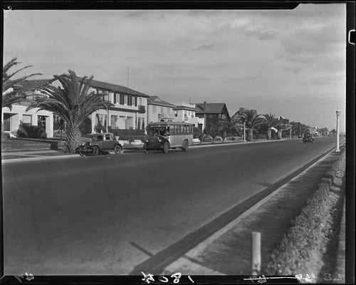 Street with houses, Long Beach, 1929