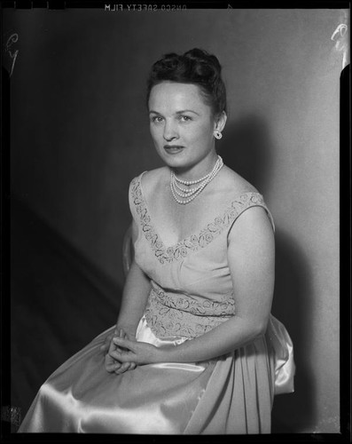 Cast member, La Traviata, Hollywood or Pomona, 1949