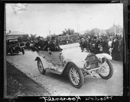 Theodore Roosevelt riding in open car, Los Angeles, 1911