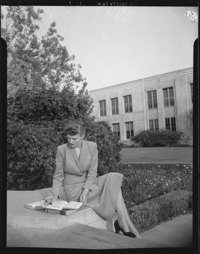 Miriam Braun, at UCLA, Los Angeles, 1949