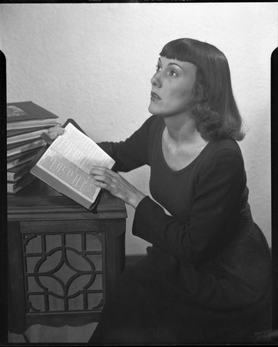 Georgina Thurber with Bible, 1941