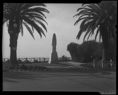 Statue of Saint Monica in Palisades Park, Santa Monica, circa 1934