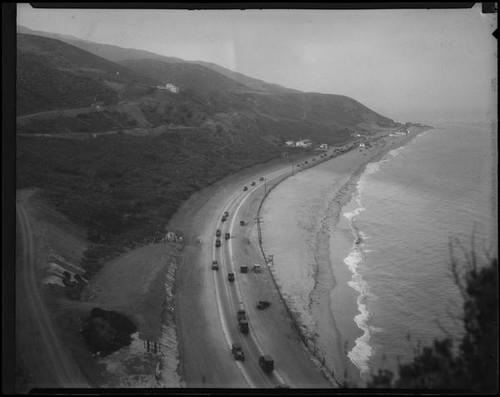 Aerial coastline view of the Rancho Malibu la Costa development area, Malibu, circa 1927