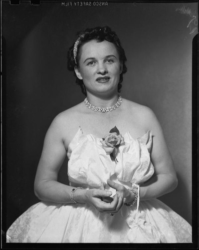 Cast member, La Traviata, Hollywood or Pomona, 1949