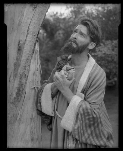 Actor Arthur Heinemann of the Sunday Players posing as the apostle Judas, circa 1935