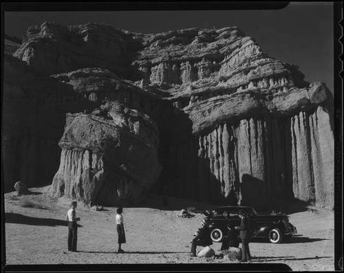 Tourists visiting scenic desert cliffs in Red Rock Canyon State Park, California, 1928