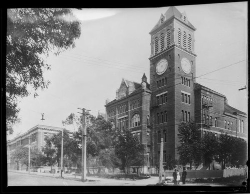 Los Angeles High School, 2nd building, on fort Moore Hill, Los Angeles, 1932