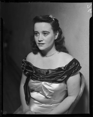 Cast member, La Traviata, Hollywood or Pomona, 1949