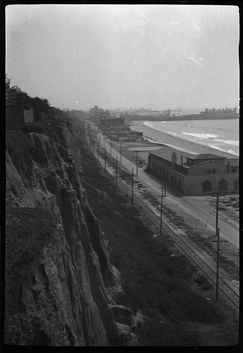 Santa Monica shoreline with Santa Monica Pier in background, Santa Monica, 1929