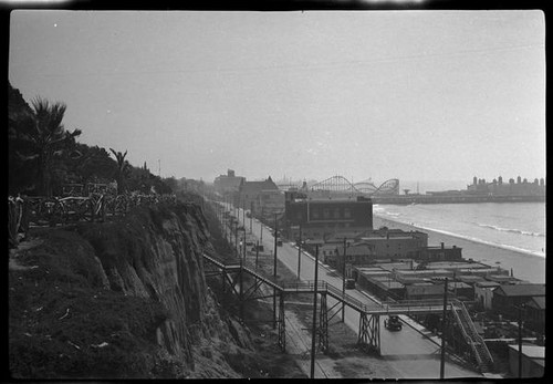 Santa Monica shoreline with Santa Monica Pier in background, Santa Monica, 1929