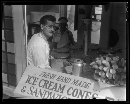 Jack Halstein at his concession, Jacks Famous Ice Cream Cones, on Abbot Kinney Pier, Venice, 1928