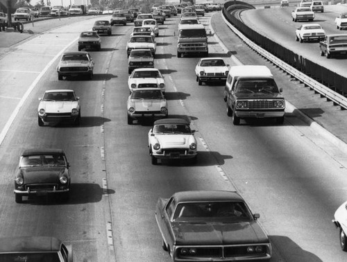 Heavy traffic on the Harbor Freeway