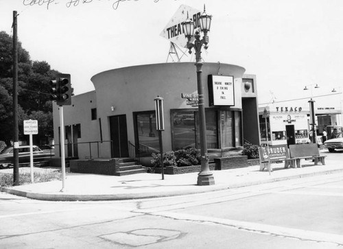 Theater 90, Hollywood