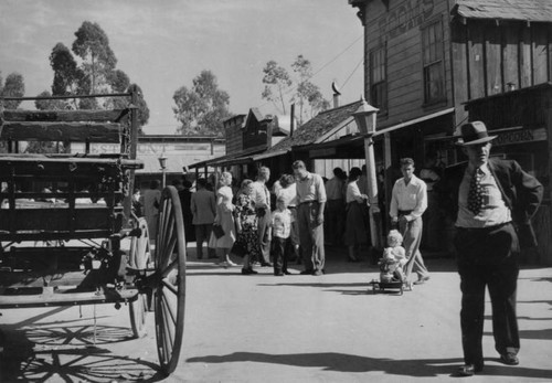 Knott's Berry Farm scene