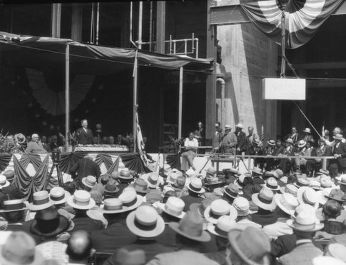 Los Angeles City Hall construction