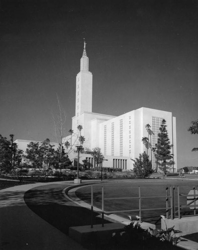 Church of Jesus Christ of Latter-day Saints, Los Angeles Temple