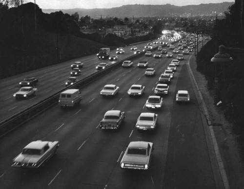 Dusk is the most dangerous time on the freeway