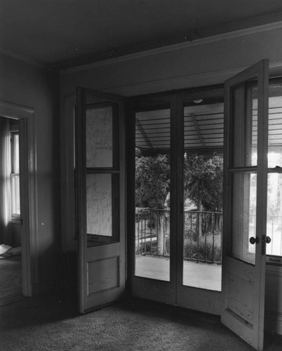 Ambassador Hotel, Siesta Bungalow balcony