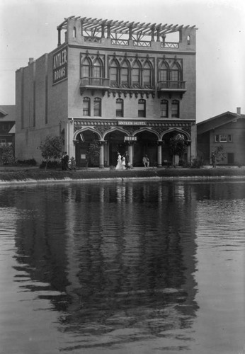 Antler Hotel on the water