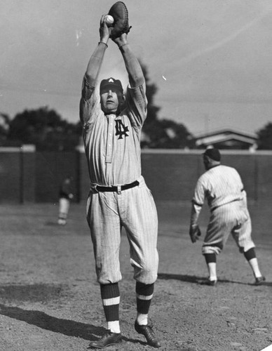 Angels player, Truck Hanna