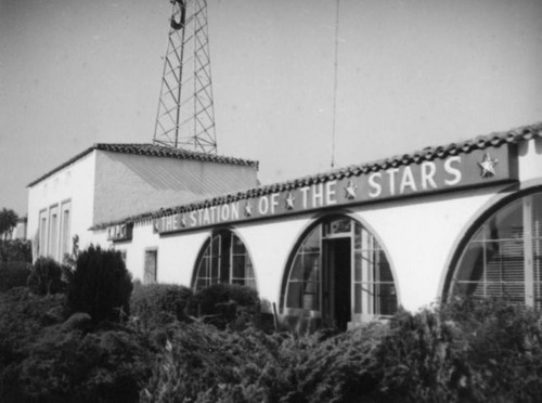 KMPC radio station, Beverly Hills