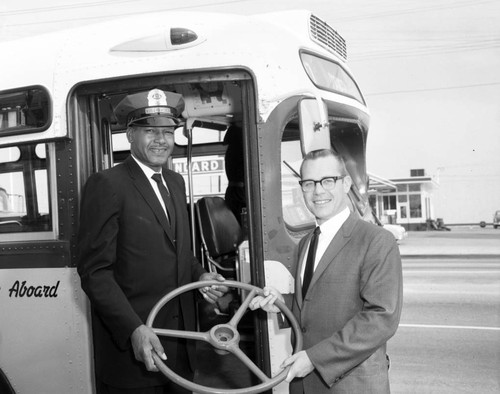 Tom Bradley visits La Cienega Blvd bus line 27